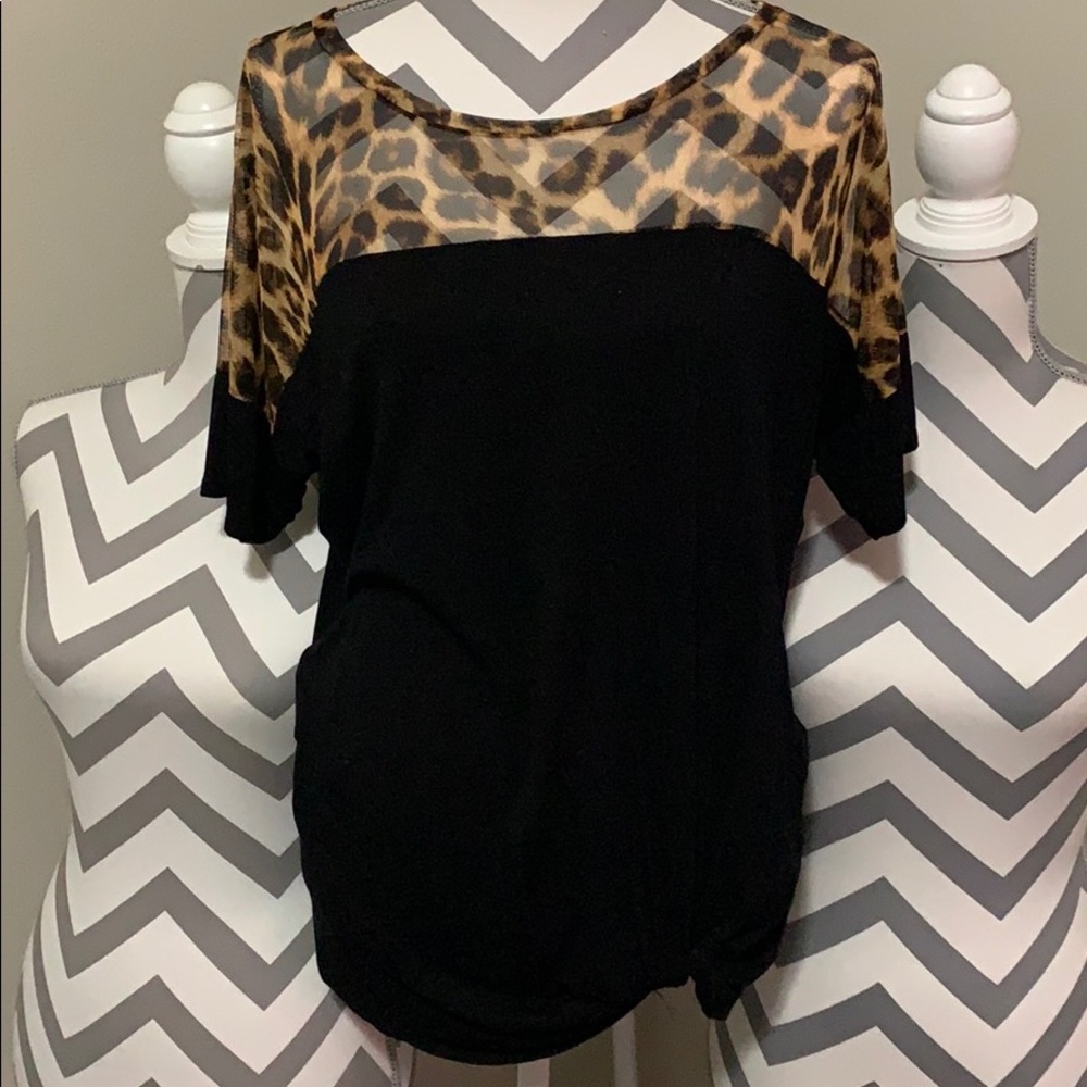 Leopard and black shirt sleeve
